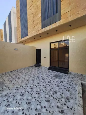 فيلا للبيع في شارع عباس عبدالجبار, حي العوالي, مدينة الرياض, منطقة الرياض صورة 3