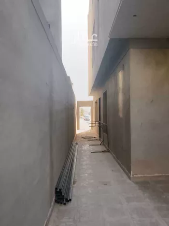 فيلا للبيع في شارع نجم الدين الايوبي الفرعي, حي العوالي, مدينة الرياض, منطقة الرياض صورة 2