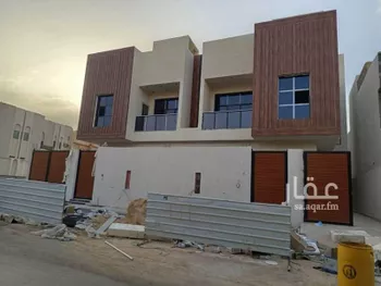 فيلا للبيع في شارع نزعة ثقيف, حي العريجاء الأوسط, مدينة الرياض, منطقة الرياض