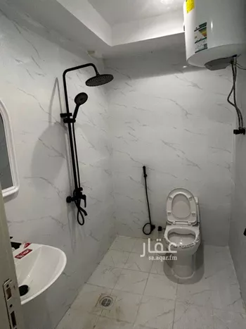 شقة للإيجار في شارع عين هيت, حي الملز, مدينة الرياض, منطقة الرياض صورة 3