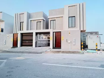فيلا للبيع في شارع البستان, حي الشعلة, مدينة الدمام, المنطقة الشرقية