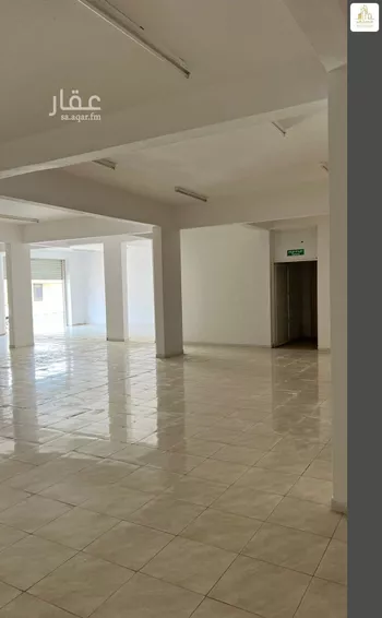 محل للإيجار في شارع الامير نايف بن عبدالعزيز, حي المنتزة رالشمالي, مدينة حائل, منطقة حائل صورة 2