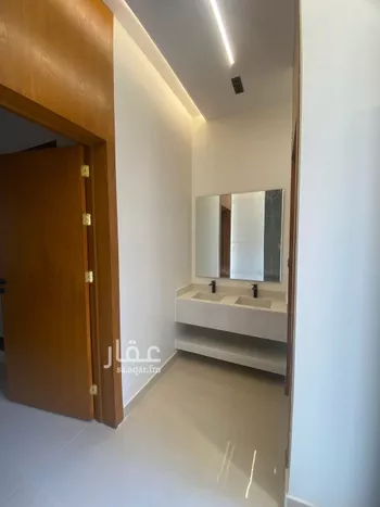 فيلا للبيع في شارع شجوي, حي العريجاء الغربي, مدينة الرياض, منطقة الرياض صورة 4