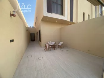 دور للبيع في شارع طاهر النويري, حي عكاظ, مدينة الرياض, منطقة الرياض صورة 2