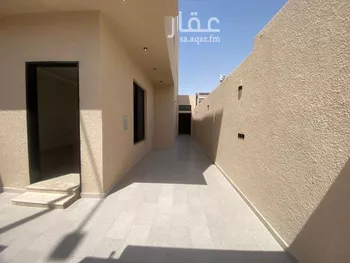فيلا للبيع في شارع الشقور, حي شبرا, مدينة الرياض, منطقة الرياض صورة 2