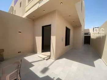 فيلا للبيع في شارع الشقور, حي شبرا, مدينة الرياض, منطقة الرياض صورة 3