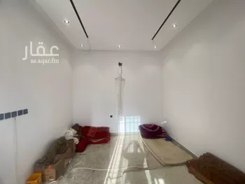 فيلا للبيع في شارع كعب الهجري, حي عكاظ, مدينة الرياض, منطقة الرياض صورة 5