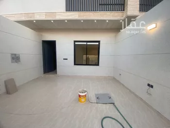 فيلا للبيع في شارع الحر بن قيس, حي عكاظ, مدينة الرياض, منطقة الرياض صورة 2