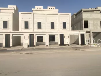 فيلا للبيع في شارع كعب الهجري, حي عكاظ, مدينة الرياض, منطقة الرياض صورة 2