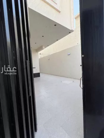 فيلا للإيجار في شارع موازي طريق خريص, حي الجنادرية, مدينة الرياض, منطقة الرياض صورة 2