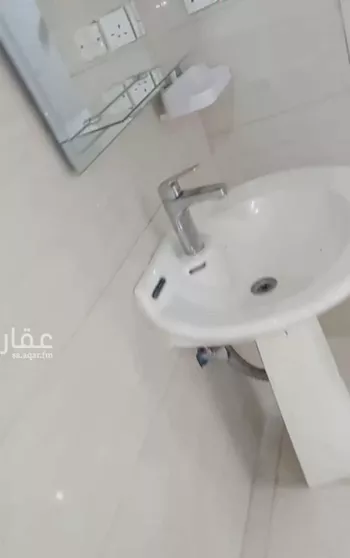 شقة للإيجار في شارع ابو عبد الله الخزرجي, حي الحمراء الثالث, مدينة الاحساء, المنطقة الشرقية صورة 5