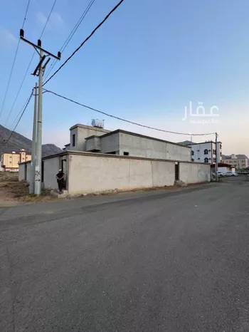 عمارة للبيع في حي الحيلة الشرقي, مدينة محائل, منطقة عسير صورة 2
