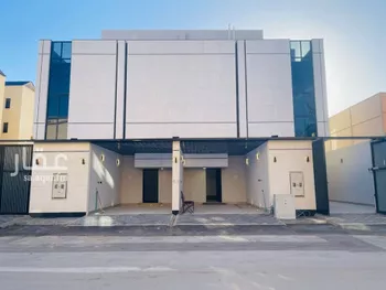 فيلا للبيع في شارع أحمد الدقاق, حي الرمال, مدينة الرياض, منطقة الرياض