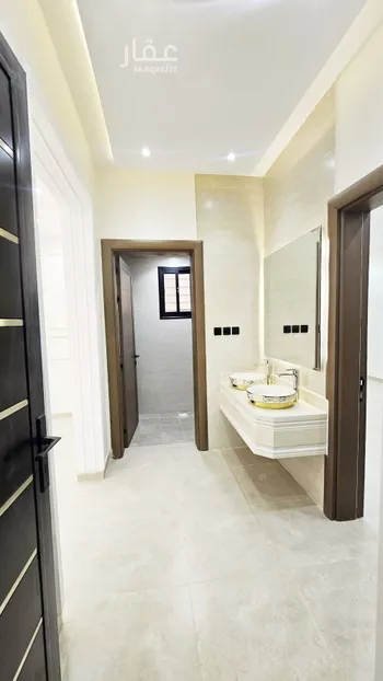 شقة للبيع في شارع عمر المحروسي, حي الظرفة, مدينة خميس مشيط, منطقة عسير صورة 3
