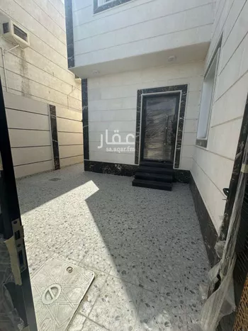فيلا للبيع في شارع البراء بن مالك, حي السويس 2, مدينة جازان, منطقة جازان صورة 2