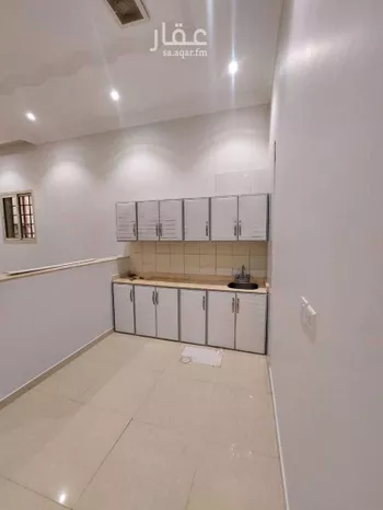شقة للإيجار في شارع بحر العرب, حي إشبيلية, مدينة الرياض, منطقة الرياض صورة 2