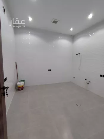 دور للبيع في شارع عبدالله النصري, حي طويق, مدينة الرياض, منطقة الرياض صورة 4