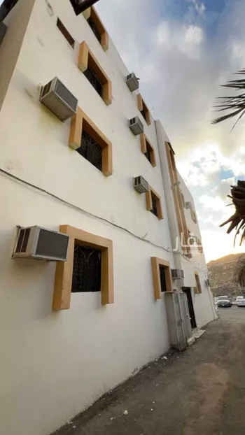 عمارة للبيع في شارع 5622275, حي بن سويلم, مدينة امارة منطقة مكة المكرمة - الطائف, منطقة مكة المكرمة صورة 4