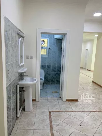 شقة للإيجار في شارع جرير بن عبدالله البجلي, حي مغرزات, مدينة الرياض, منطقة الرياض صورة 5