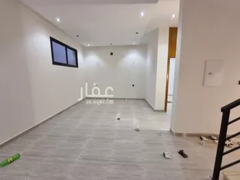 فيلا للبيع في شارع عبدالرحمن القاضي, حي عكاظ, مدينة الرياض, منطقة الرياض صورة 3