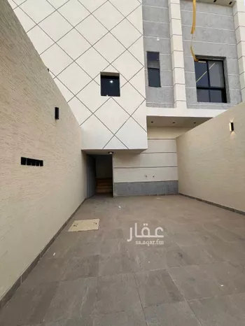 دور للبيع في شارع رقم 3, حي بدر, مدينة الرياض, منطقة الرياض صورة 4