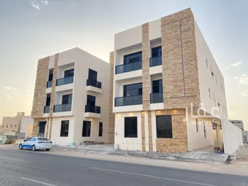 شقة للبيع في شارع عبداللطيف بن المبارك, حي المهدية, مدينة الرياض, منطقة الرياض