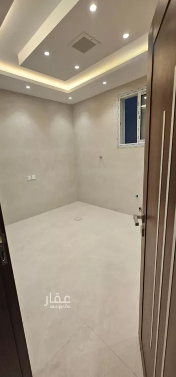 فيلا للبيع في شارع الدمام الفرعي, حي غرناطة, مدينة الرياض, منطقة الرياض صورة 3