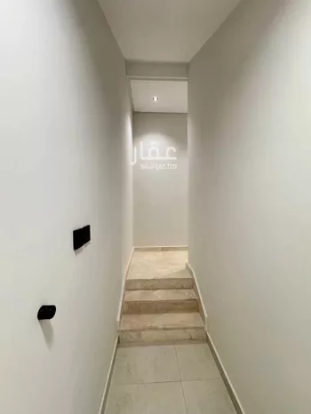 دور للبيع في شارع إبراهيم القيسي, حي العارض, مدينة الرياض, منطقة الرياض صورة 3