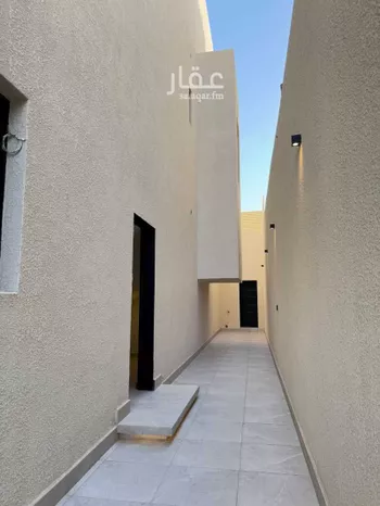 دور للبيع في شارع إبراهيم القيسي, حي العارض, مدينة الرياض, منطقة الرياض صورة 2
