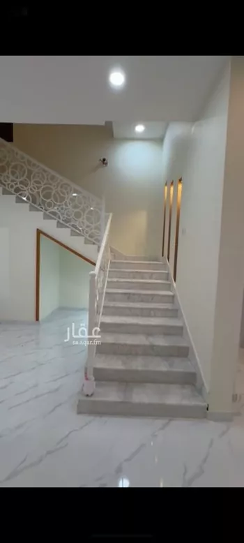 فيلا للبيع في شارع الشموس بنت النعمان, حي الأمانة, مدينة الدمام, المنطقة الشرقية صورة 3