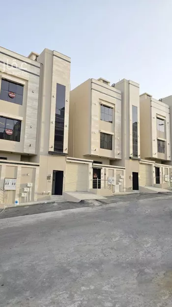 شقة للبيع في شارع عبدالله ابن ربيعة, حي الظرفة, مدينة خميس مشيط, منطقة عسير صورة 2