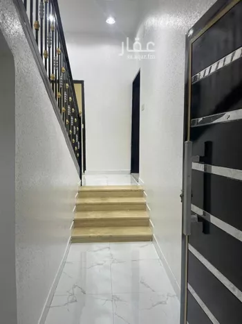 شقة للبيع في شارع محمد بن يزيد, حي السحاب, مدينة احد رفيدة - الواديين, منطقة عسير صورة 3