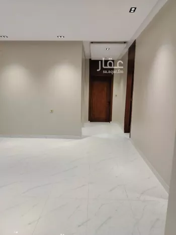 دور للبيع في شارع الامام مالك, حي بدر, مدينة الرياض, منطقة الرياض صورة 3
