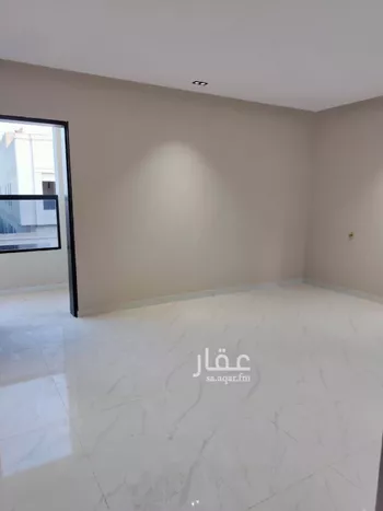 دور للبيع في شارع الامام مالك, حي بدر, مدينة الرياض, منطقة الرياض صورة 2