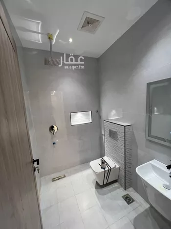 شقة للبيع في شارع شارع زينب بنت الرسول, حي الرحاب 1, مدينة جازان, منطقة جازان صورة 3