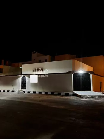 دور للبيع في شارع عبادة بن الصامت, حي النايفية, مدينة حفر الباطن, المنطقة الشرقية