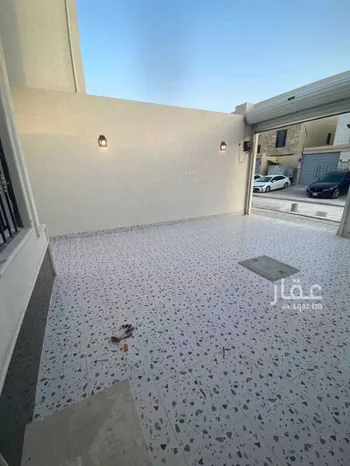 دور للبيع في شارع ابي العلاء الواسطي, حي بدر, مدينة الرياض, منطقة الرياض صورة 4