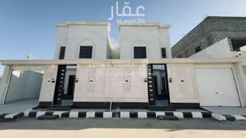 فيلا للبيع في شارع العرائف, حي القميع, مدينة امارة منطقة مكة المكرمة - الطائف, منطقة مكة المكرمة