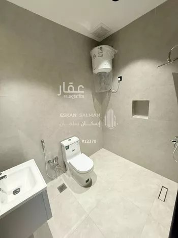 شقة للبيع في شارع عبيدة السلماني, حي المروج, مدينة ابها, منطقة عسير