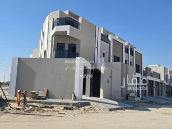 فيلا للبيع في شارع خالد بن ساره, حي الصحافة, مدينة الاحساء, المنطقة الشرقية