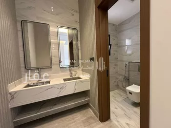 دور للبيع في شارع زينب بنت أبي سلمة, حي الرمال, مدينة الرياض, منطقة الرياض صورة 5