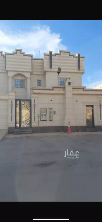 فيلا للبيع في شارع أحمد القيرواني ، حي العوالي ، الرياض ، منطقة الرياض
