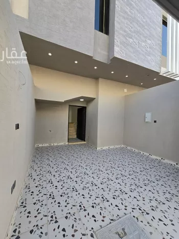 دور للبيع في شارع حسان بن قيس, حي بدر, مدينة الرياض, منطقة الرياض صورة 3