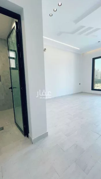 شقة للبيع في شارع طريق الظهران الجبيل السريع, حي الواحة, مدينة الدمام, المنطقة الشرقية صورة 2