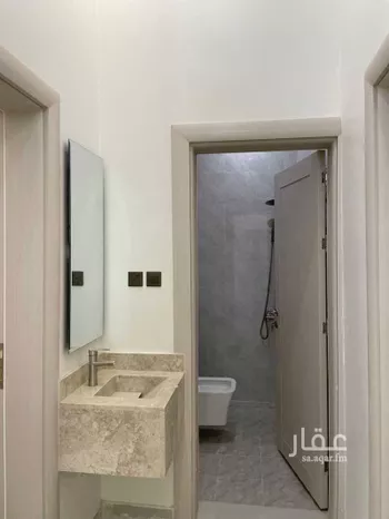 دور للبيع في شارع شارع رقم 151, حي الجنادرية, مدينة الرياض, منطقة الرياض صورة 2