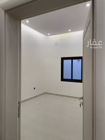 دور للبيع في شارع شارع رقم 151, حي الجنادرية, مدينة الرياض, منطقة الرياض صورة 3