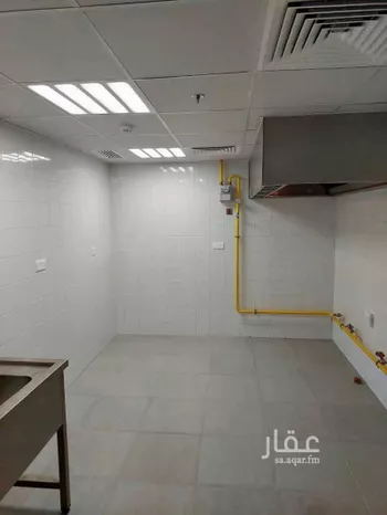 عمارة للإيجار في شارع الابرار, حي العقربية, مدينة الخبر, المنطقة الشرقية