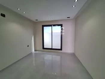 فيلا للبيع في شارع يونس بن عمر, حي عكاظ, مدينة الرياض, منطقة الرياض صورة 2