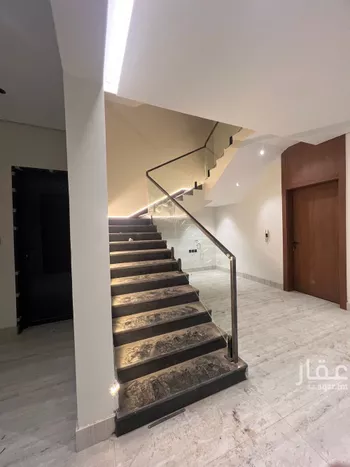 فيلا للبيع في شارع هند بنت عقبة القرشية, حي المنار, مدينة عنيزه, منطقة القصيم صورة 4