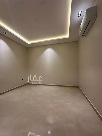 دور للبيع في شارع أحمد بن محمد البغدادي, حي عكاظ, مدينة الرياض, منطقة الرياض صورة 5